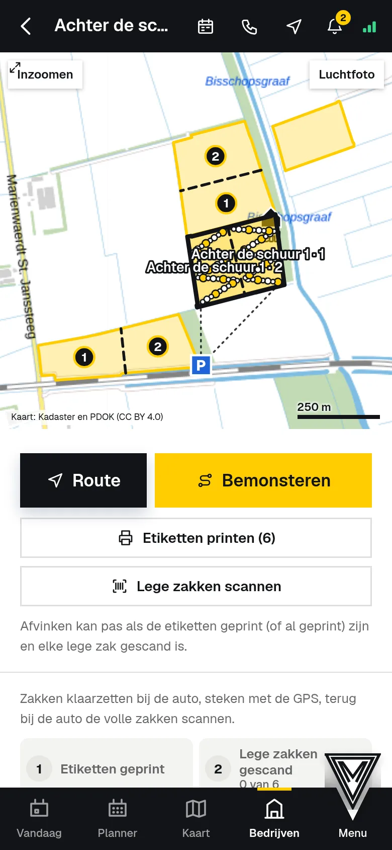 Een perceel met de zigzag en de lagen.